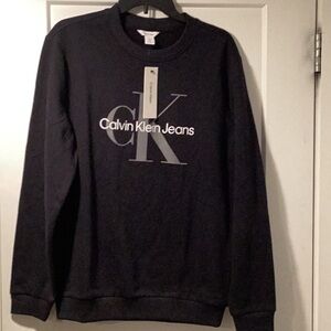 NWT Calvin Klein Size M Sweatshirt Black Beauty